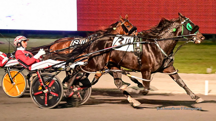 Abuckabett Hanover winning at Rosecroft Raceway