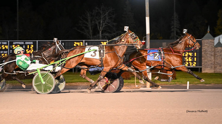 General Montana N winning at Saratoga Raceway