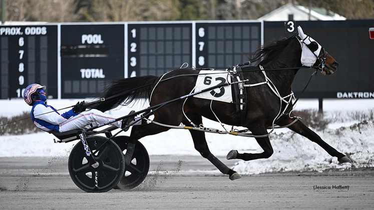 Lanjo Lee winning at Saratoga Raceway