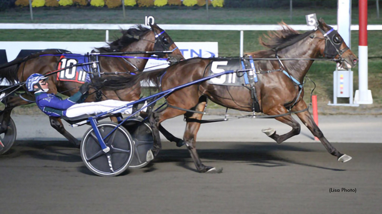 Grace Hill winning at Meadowlands Racetrack