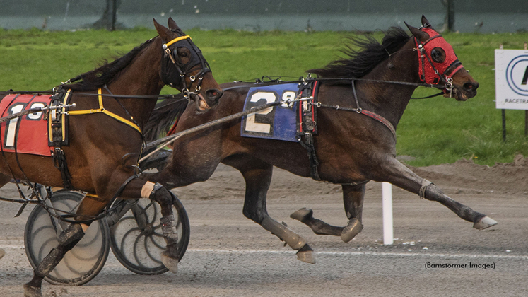 Beacon Beach winning at Buffalo Raceway