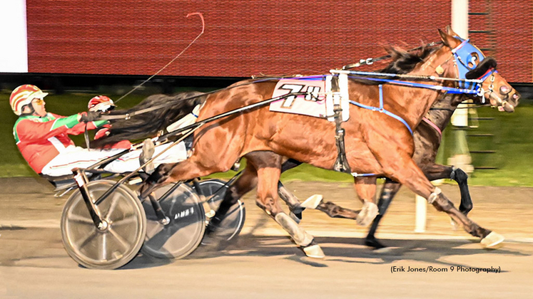 Spy Booth winning at Rosecroft Raceway