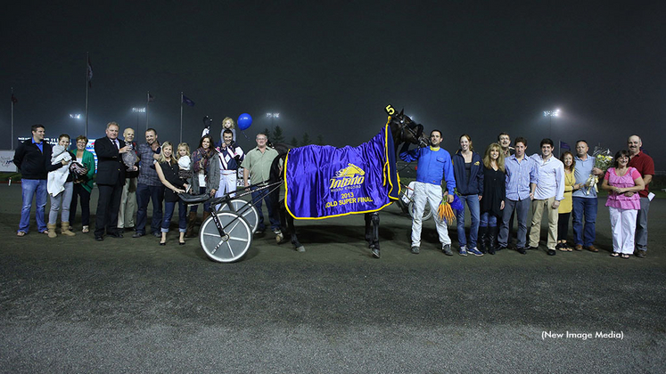 Bugger Bruiser in the Mohawk winner's circle