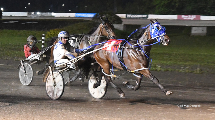 Island Beach Boy winning at Charlottetown Driving Park