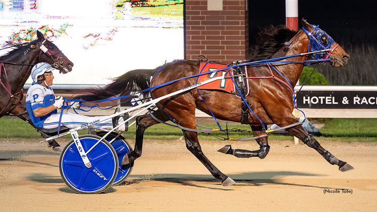 Macs Marvel winning at Running Aces