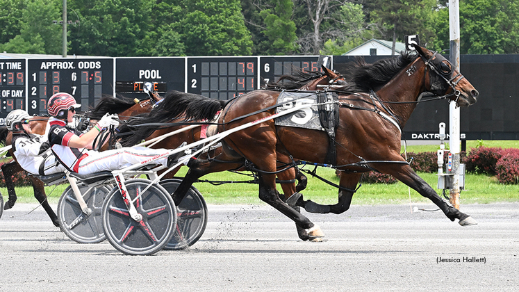 Waitforever N winning at Saratoga Casino Hotel