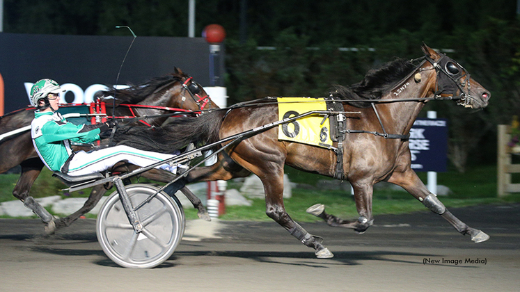 You Will Be Queen winning at Woodbine Mohawk Park