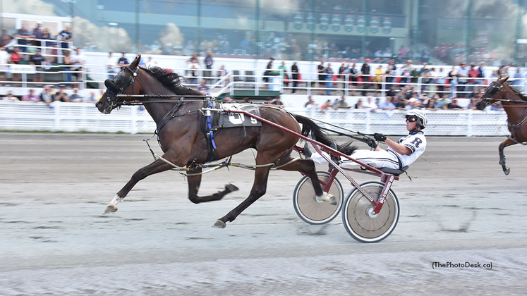 Bernard winning at Hippodrome 3R
