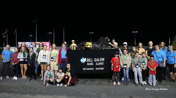 The Youth Derby Winners making the fifth-race presentation