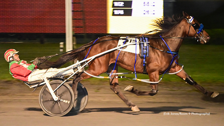 Sheer Terror winning at Rosecroft Raceway