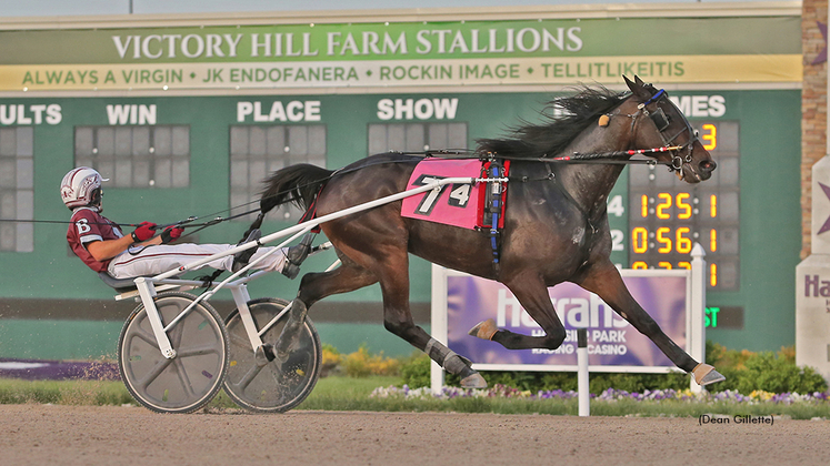Mallard Hanover winning at Hoosier Park