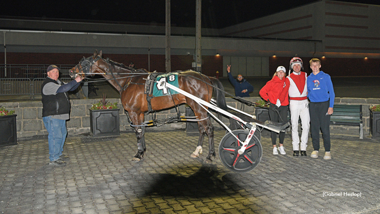 Jason Bartlett in the winner's circle