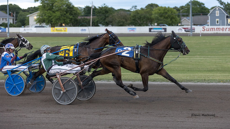 Buckhead Ridge winning at Summerside Raceway