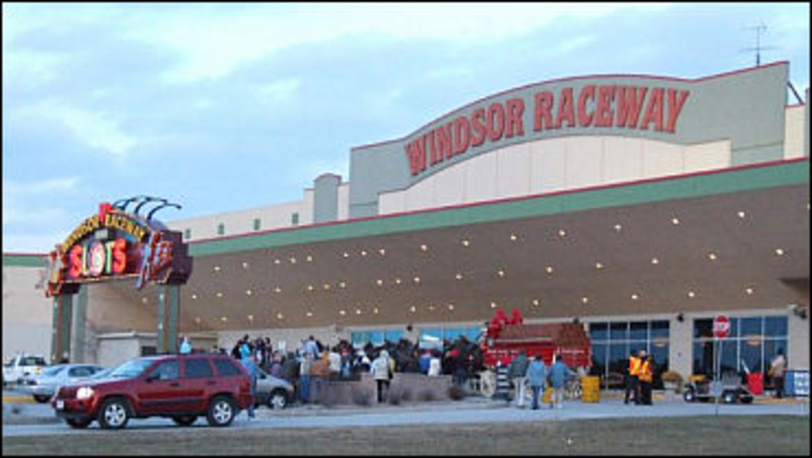 Windsor-Raceway-01.jpg