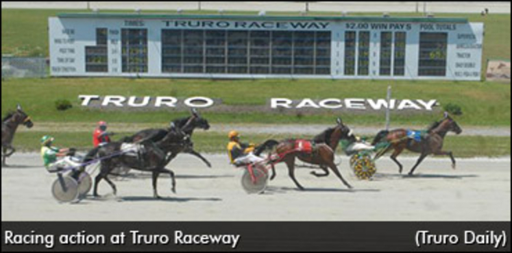 truro-raceway-racing.jpg